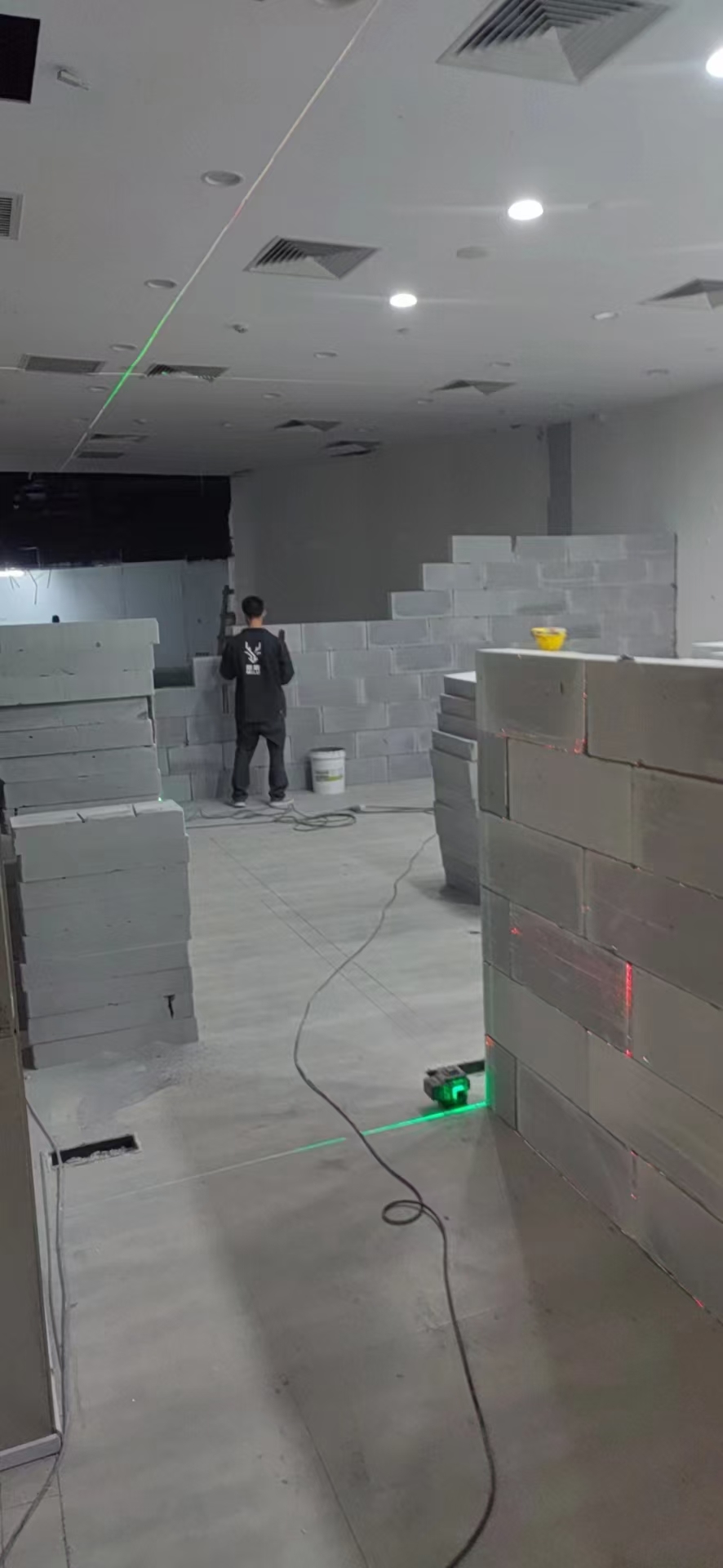 加气砖隔墙施工场景参考